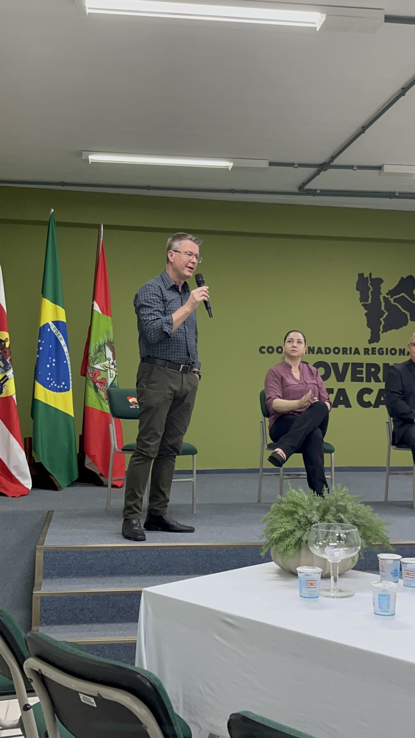 BNCC-Computação: evento marca encerramento de formação básica de professores no Vale do Itajaí